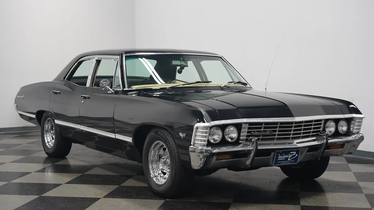 chevy-impala-4-door-1967