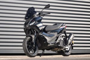 aprilia-sr-gt-125-avis