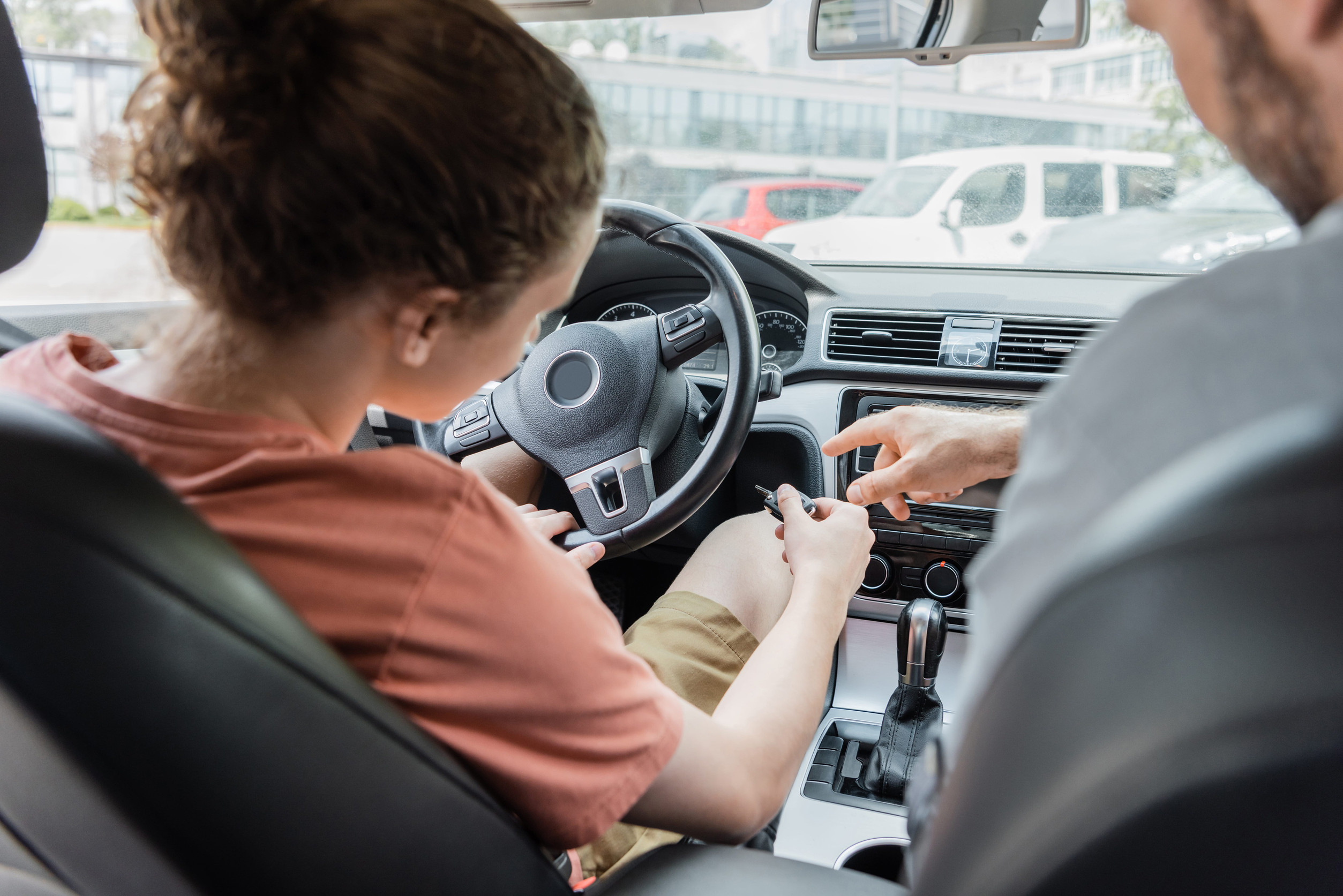 Comment choisir son auto-école pour décrocher son permis de conduire ?